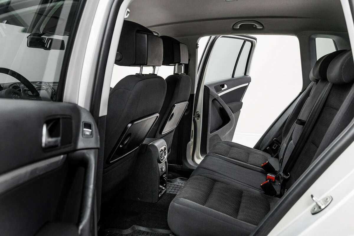 Volkswagen Tiguan, 2012 Фото №14