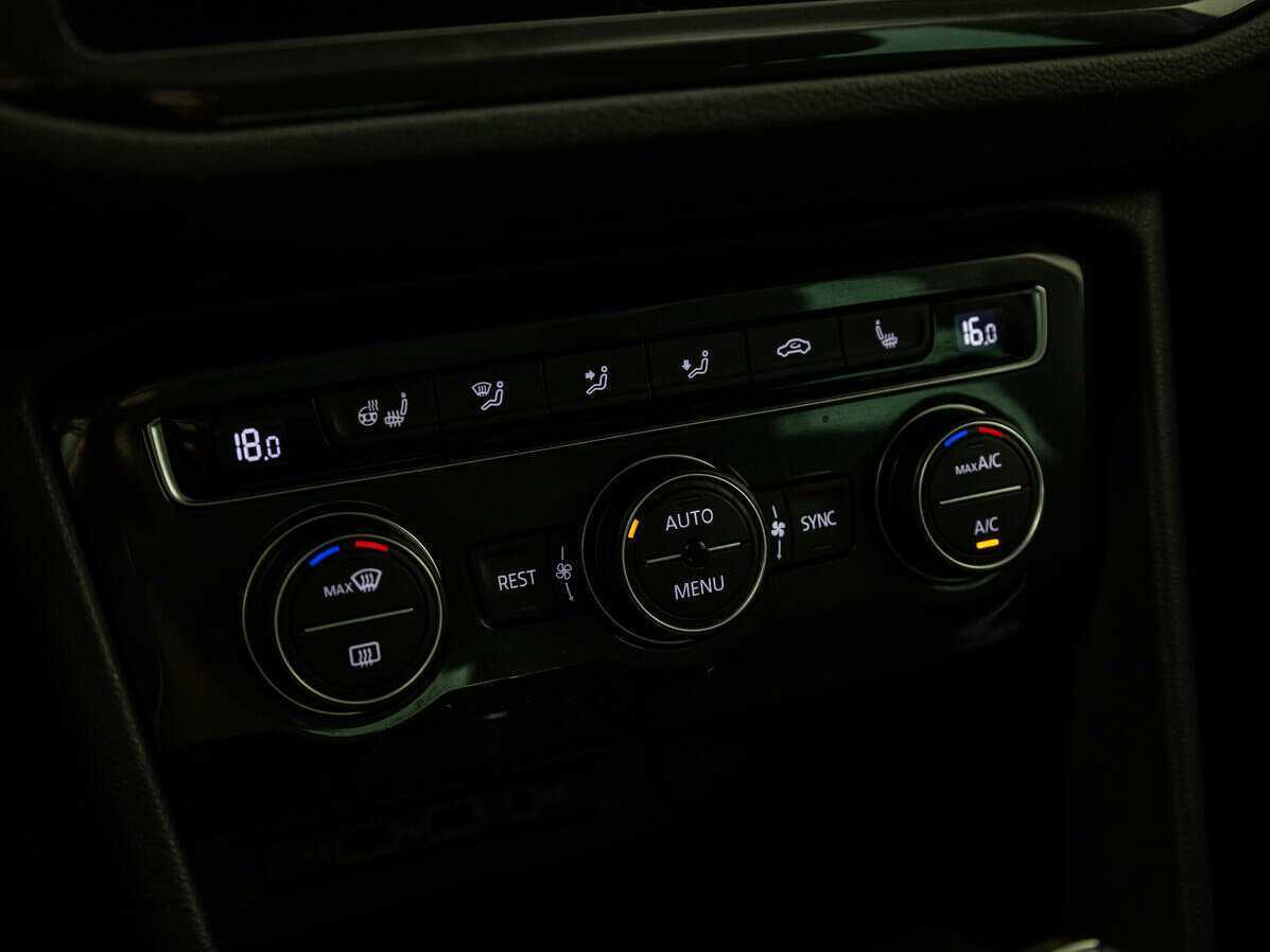 Volkswagen Tiguan L, 2019 Фото №13