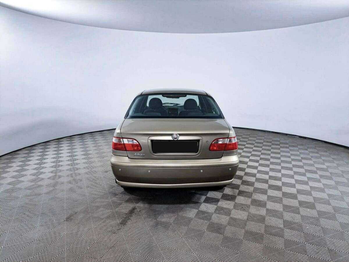 Fiat Albea, 2010 Фото №6