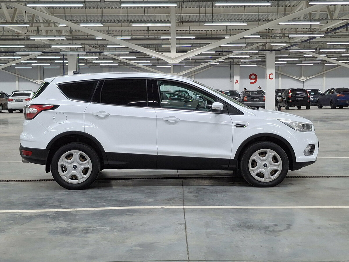 Ford Kuga II Рестайлинг, 2018 Фото №4