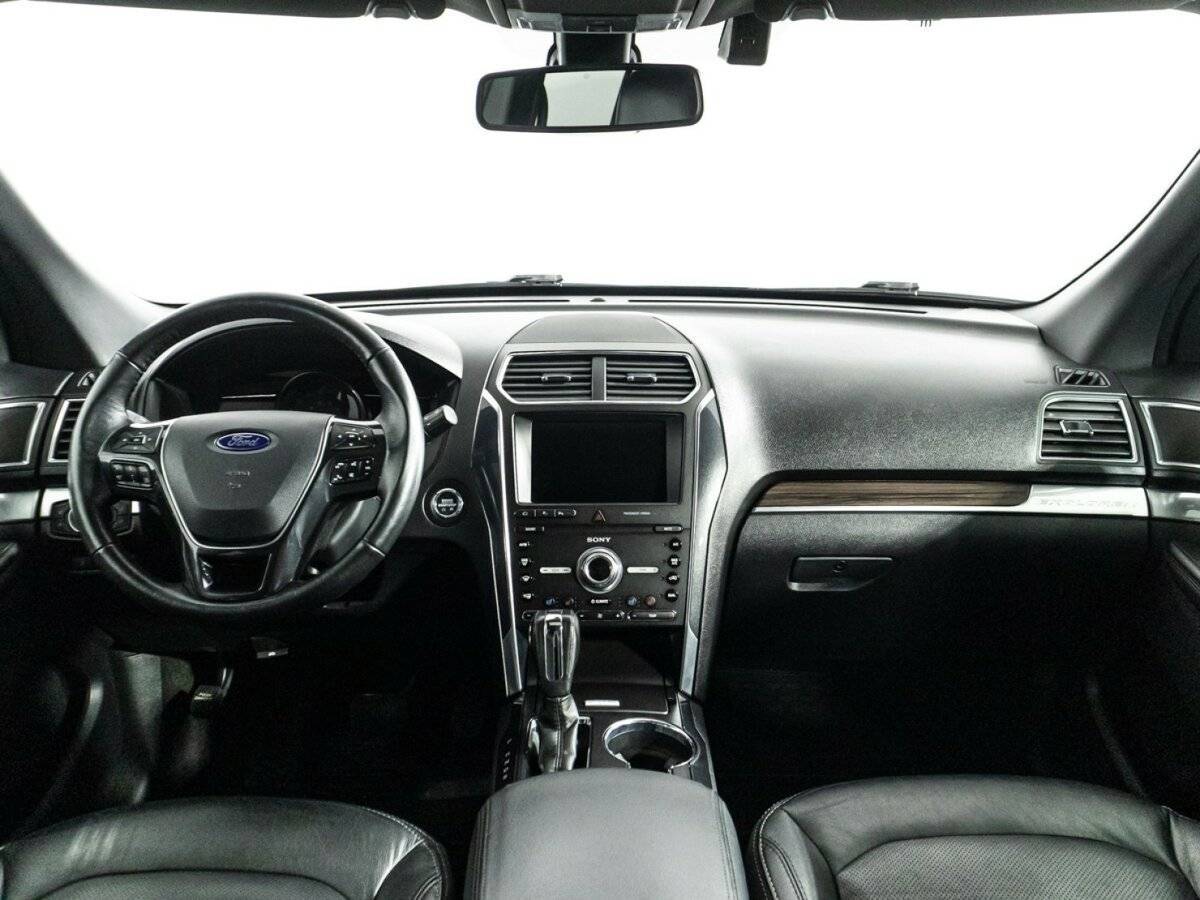 Ford Explorer, 2018 Фото №13