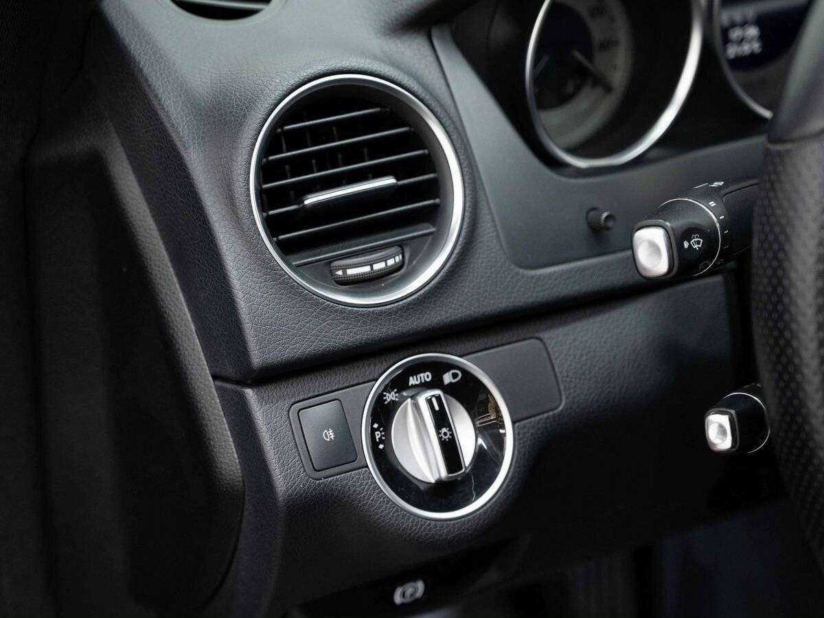 Mercedes-Benz C-Класс 250, 2013 Фото №18