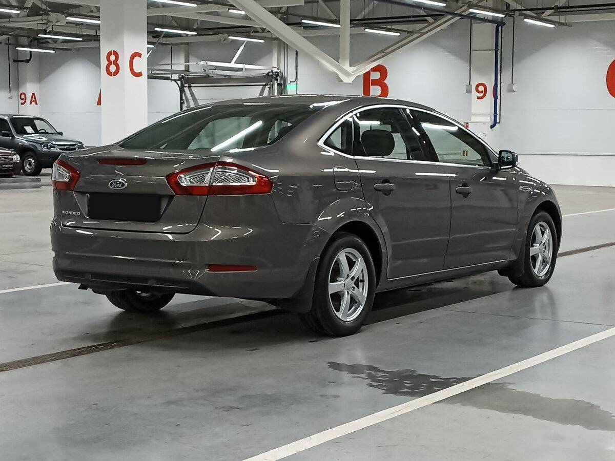 Ford Mondeo, 2011 Фото №5