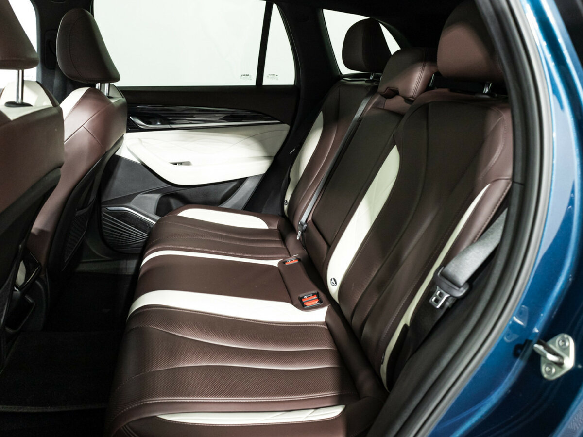 Geely Monjaro I, 2023 Фото №10