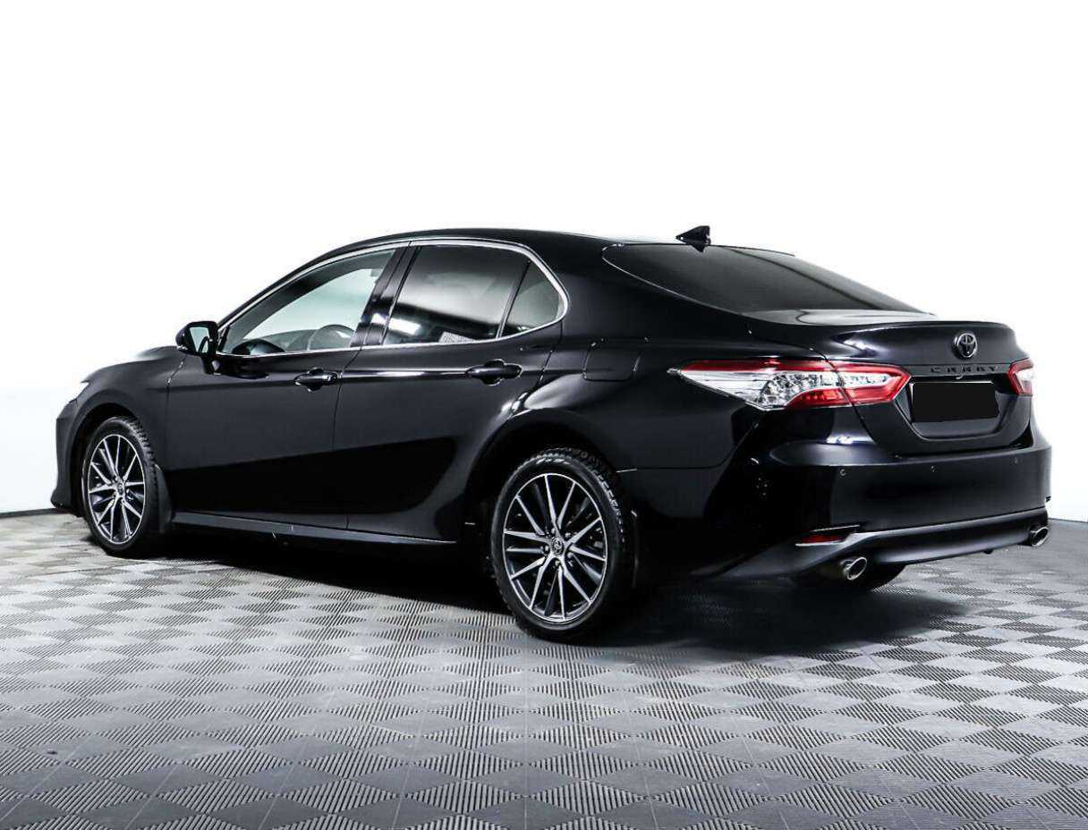Toyota Camry, 2022 Фото №6