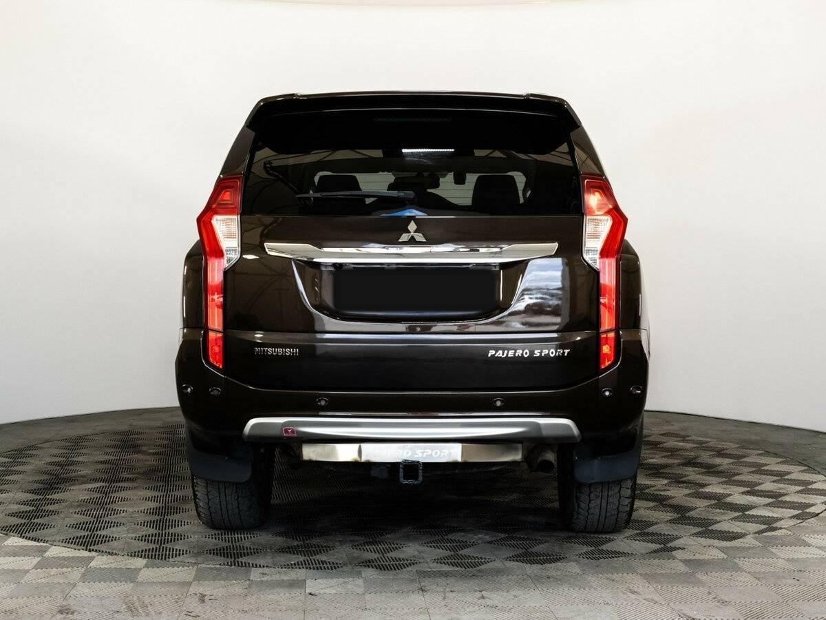 Mitsubishi Pajero Sport, 2019 Фото №7
