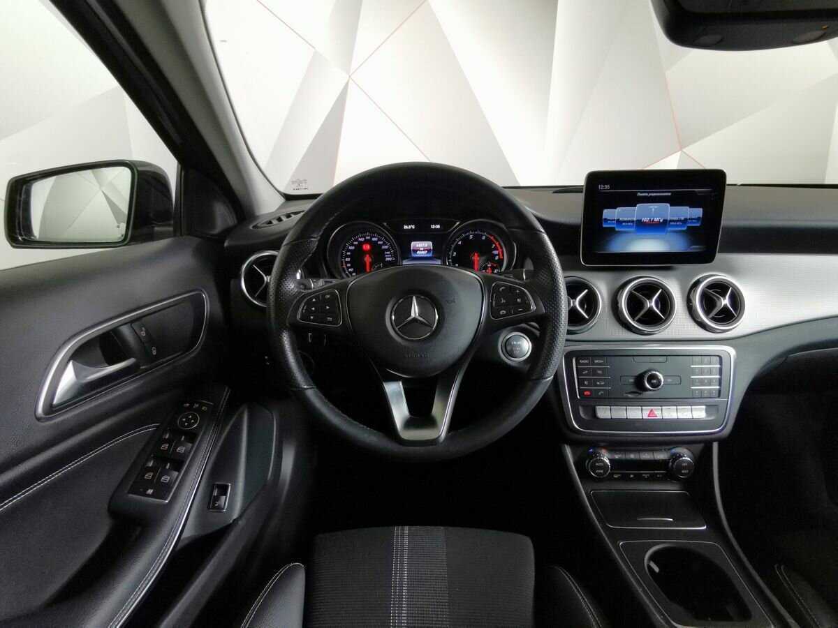 Mercedes-Benz GLA 200, 2019 Фото №17