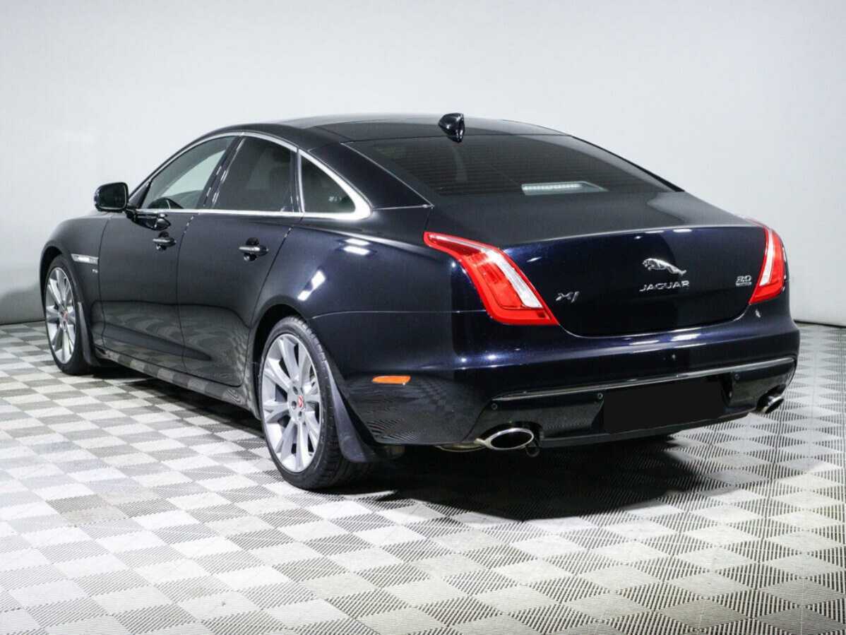 Jaguar XJ SWB, 2018 Фото №7
