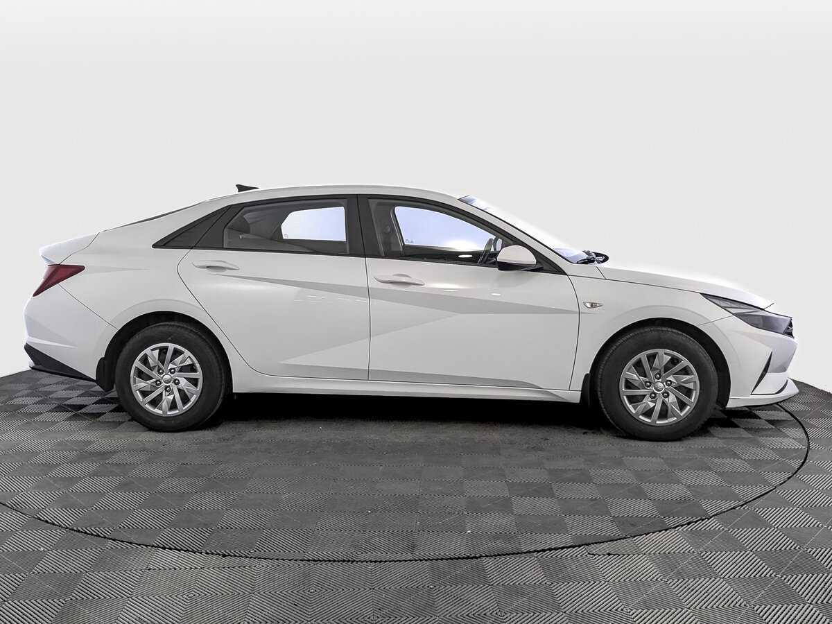 Hyundai Elantra, 2021 Фото №4