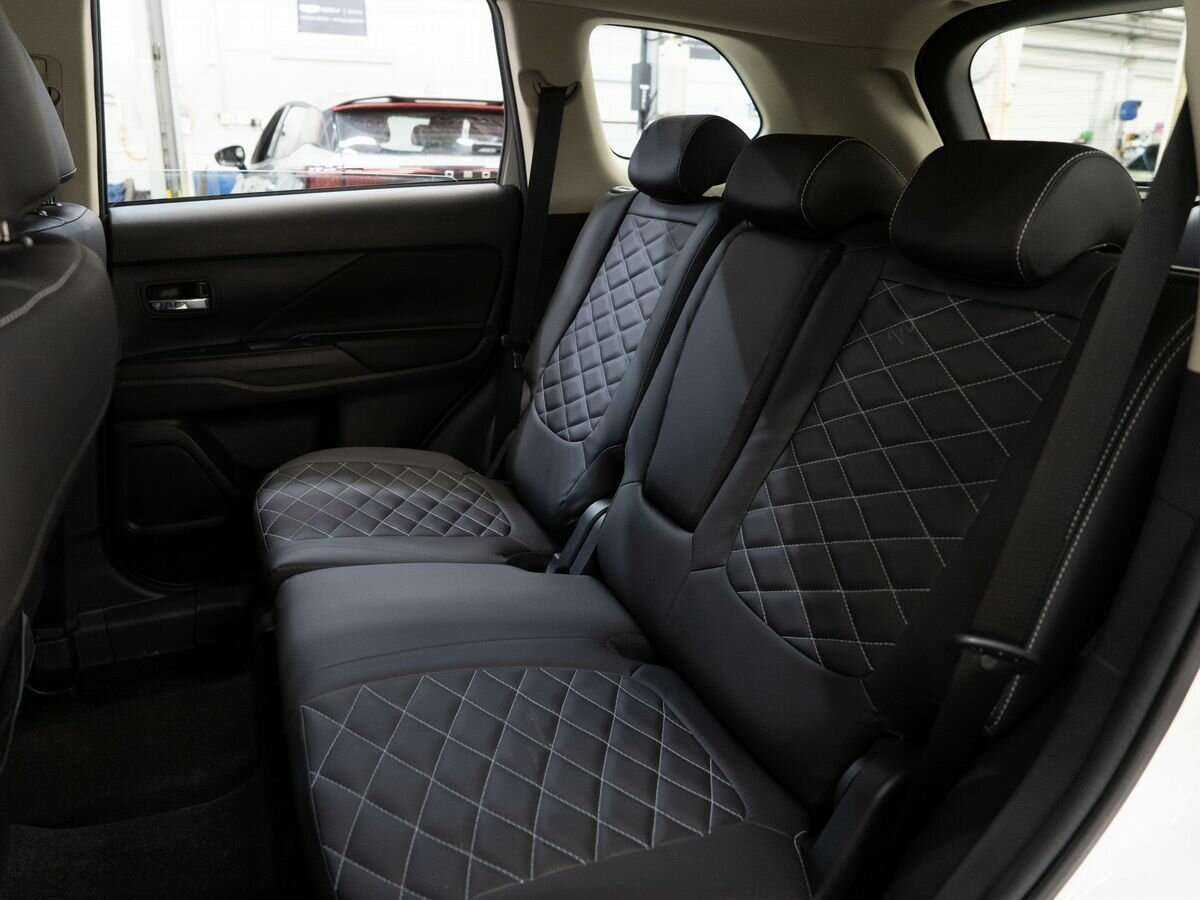 Mitsubishi Outlander, 2022 Фото №7