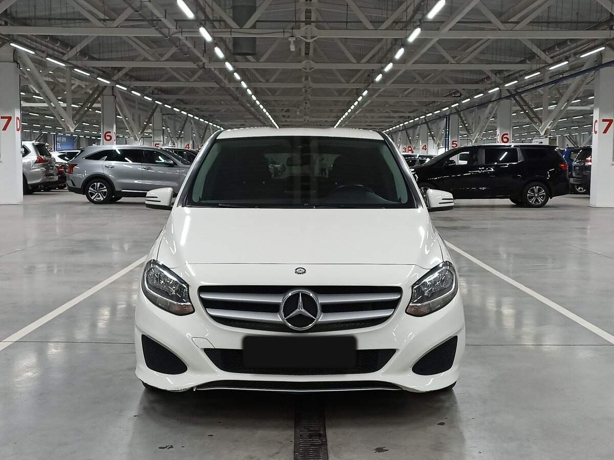 Mercedes-Benz B-Класс 180, 2015 Фото №2
