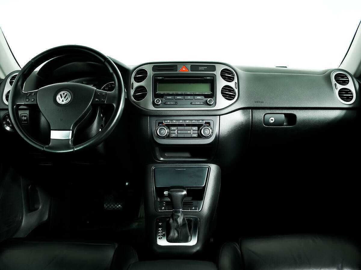 Volkswagen Tiguan, 2010 Фото №9