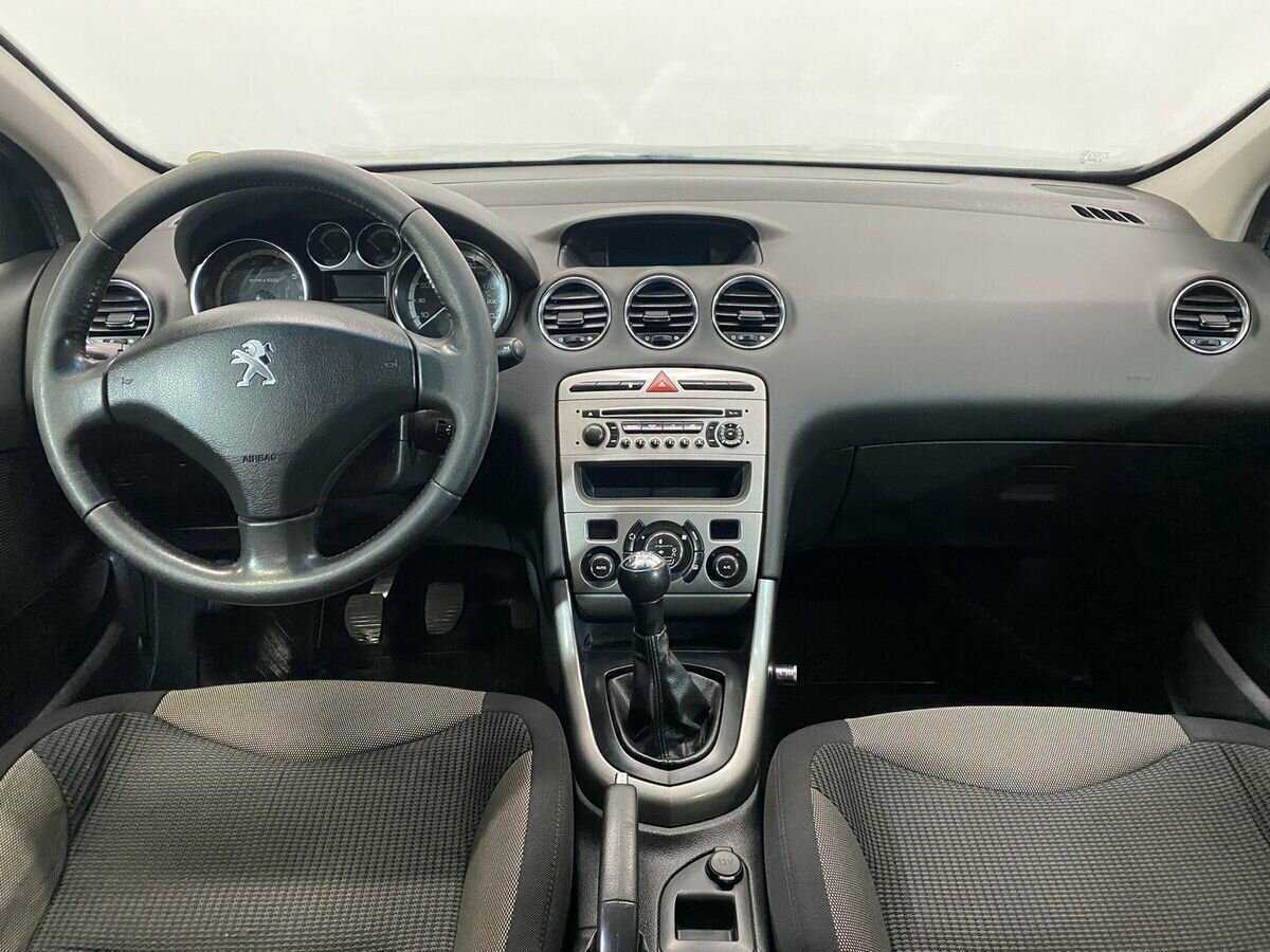 Peugeot 308, 2011 Фото №9
