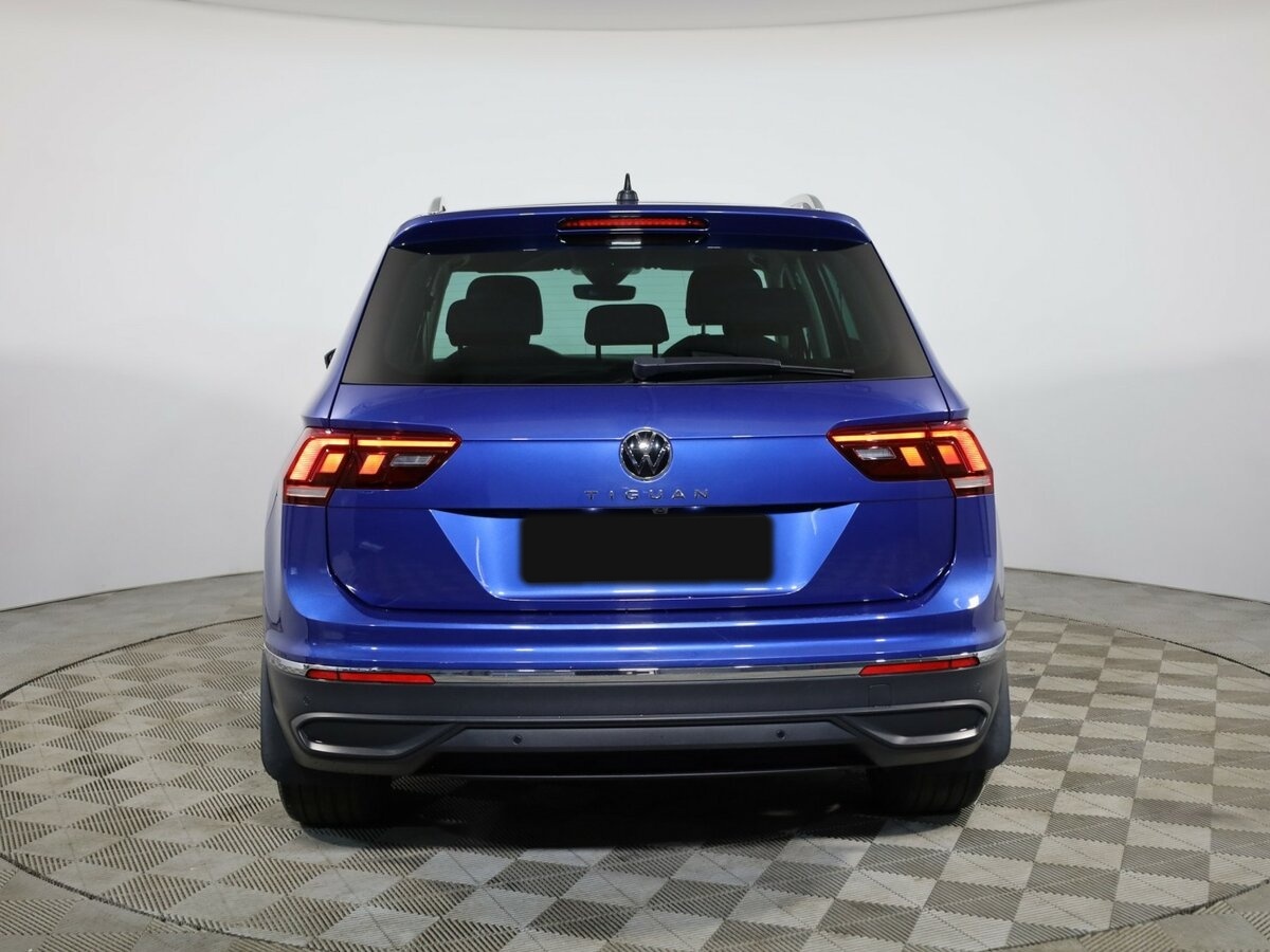 Volkswagen Tiguan II Рестайлинг, 2021 Фото №6