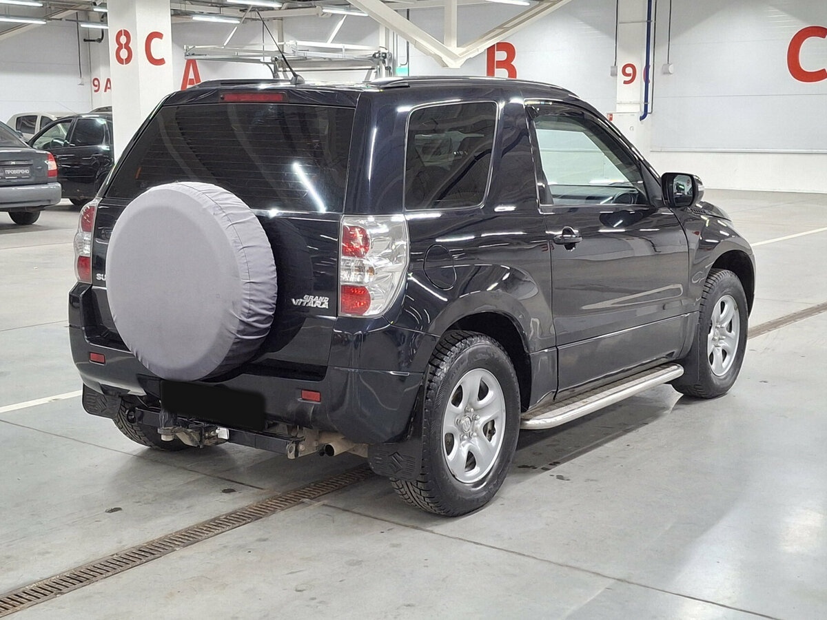 Suzuki Grand Vitara II Рестайлинг, 2011 Фото №5