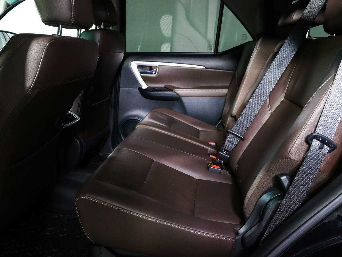 Toyota Fortuner, 2017 Фото №8