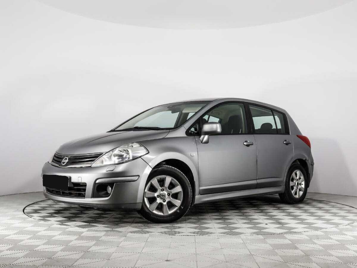 Nissan Tiida, 2010 Фото №1