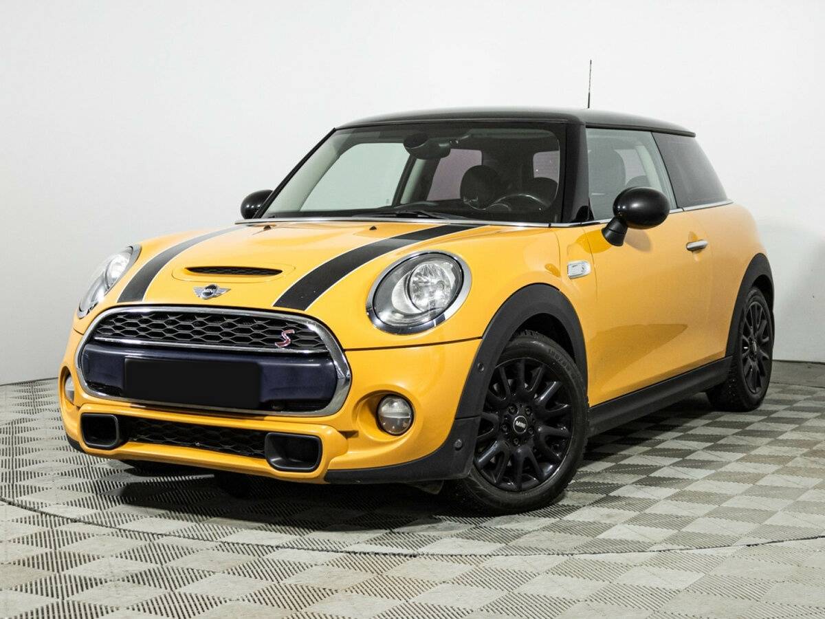 Mini Hatch Cooper S III (F55/F56), 2014 Фото №1