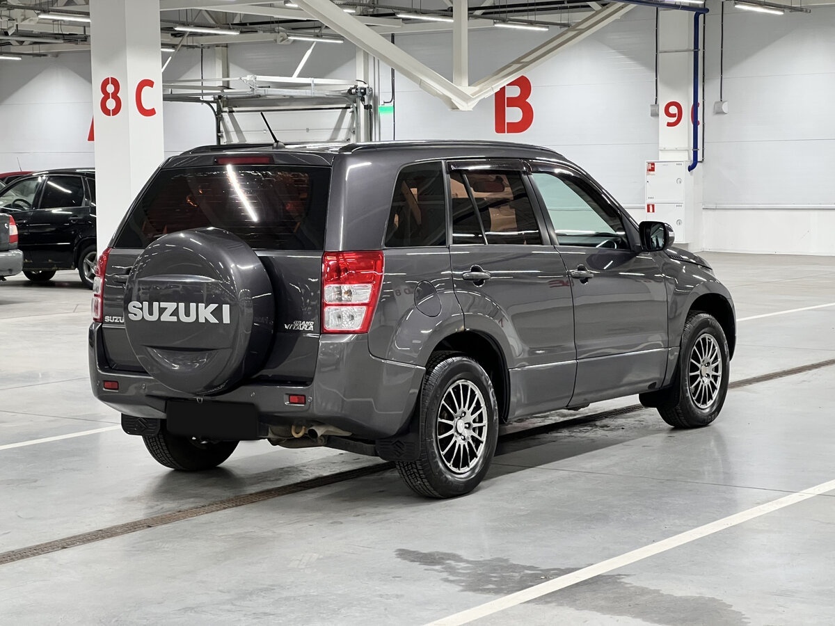 Suzuki Grand Vitara II Рестайлинг, 2010 Фото №5