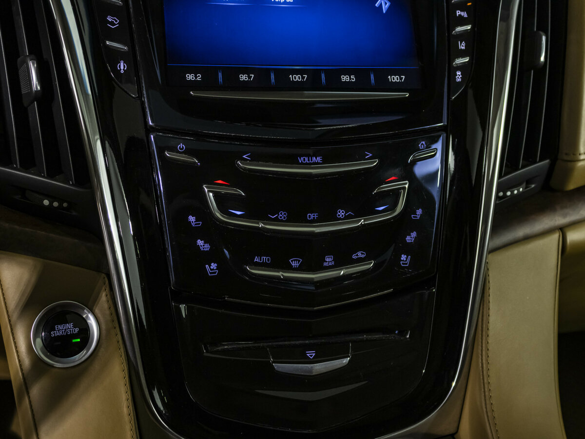 Cadillac Escalade IV, 2015 Фото №18