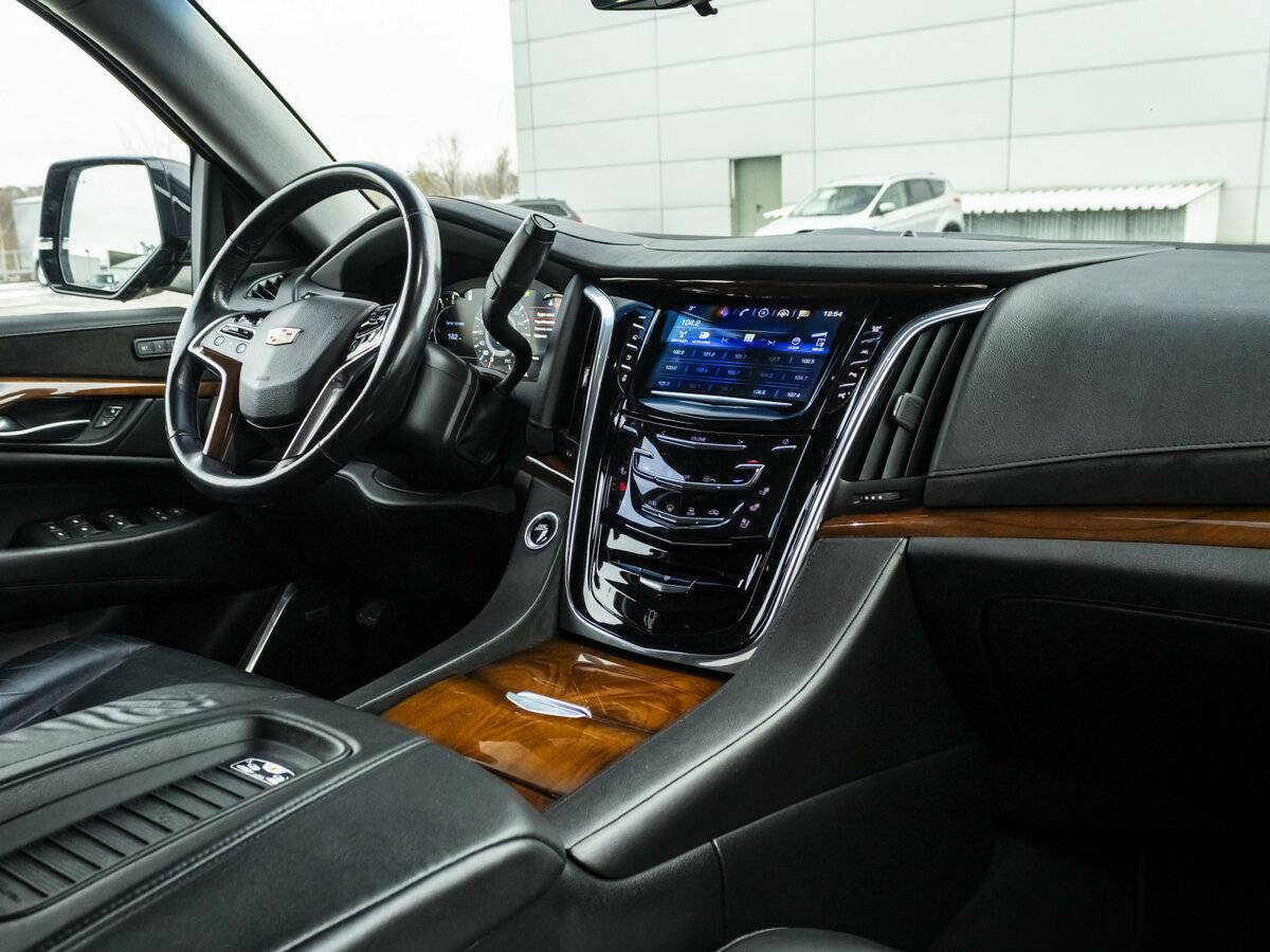 Cadillac Escalade IV, 2017 Фото №9