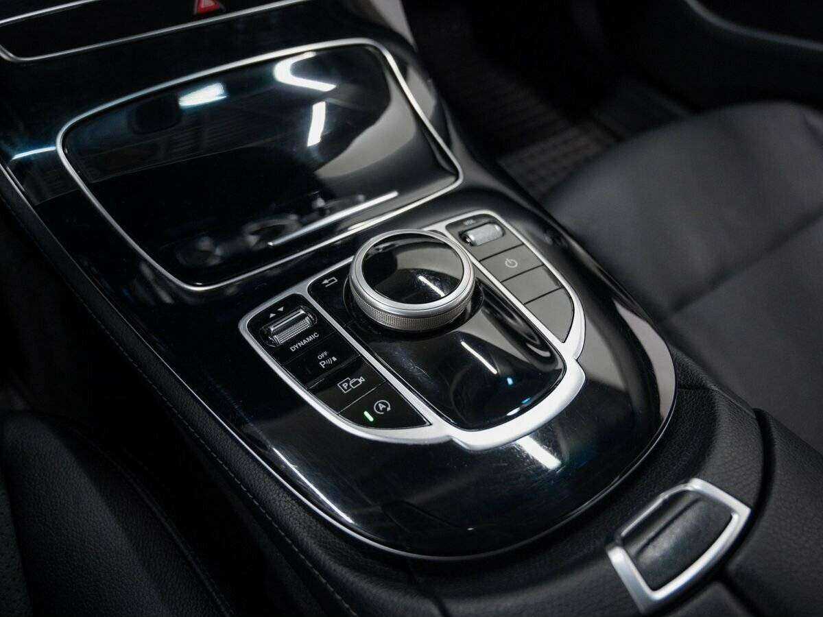 Mercedes-Benz E-Класс 200, 2017 Фото №19