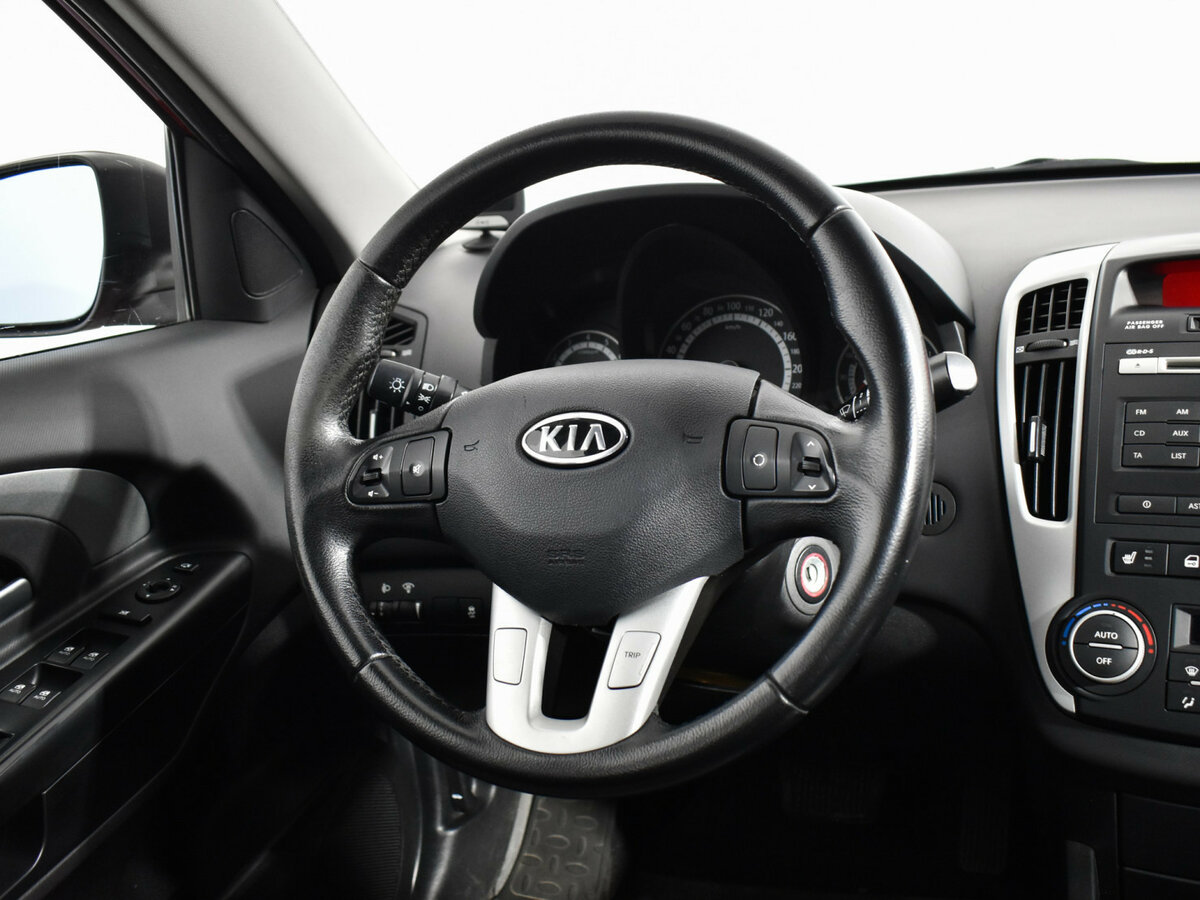 Kia Ceed I Рестайлинг, 2011 Фото №14