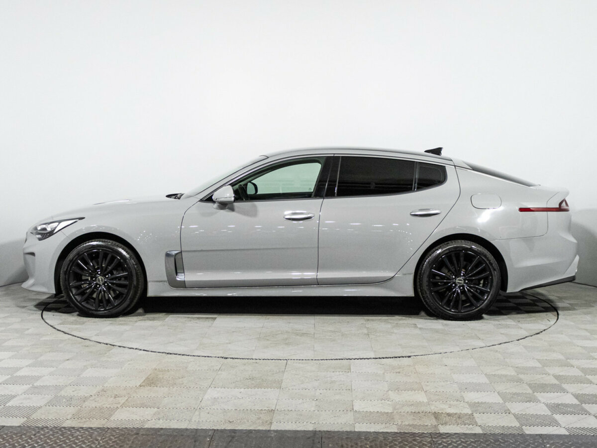 Kia Stinger I, 2018 Фото №8