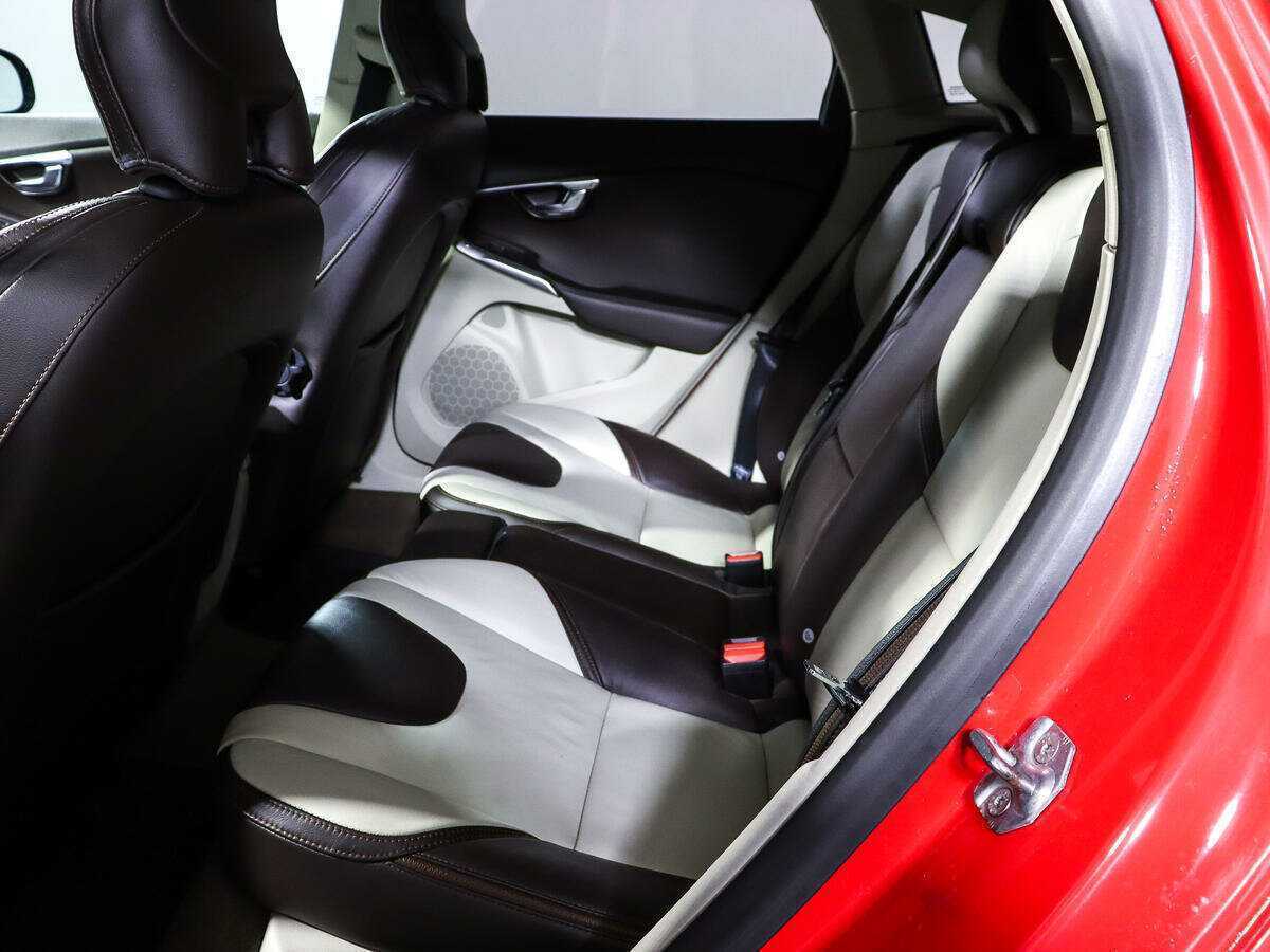 Volvo V40 Cross Country, 2014 Фото №8