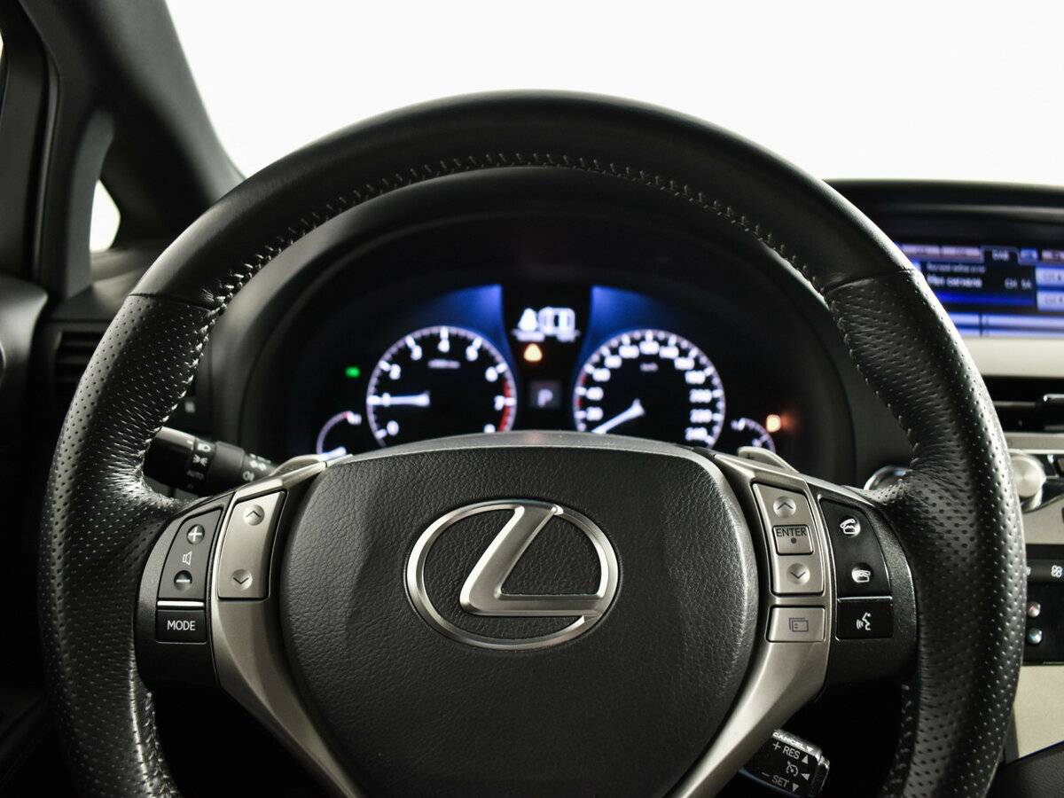 Lexus RX 350 III Рестайлинг, 2012 Фото №15