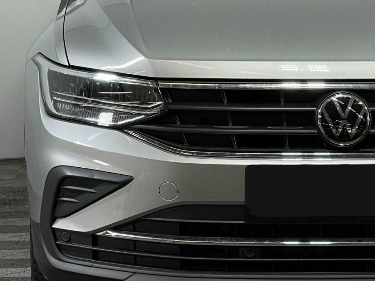 Volkswagen Tiguan, 2021 Фото №16