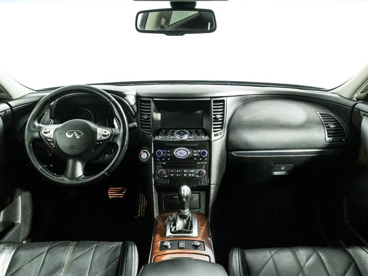 Infiniti QX70, 2014 Фото №13
