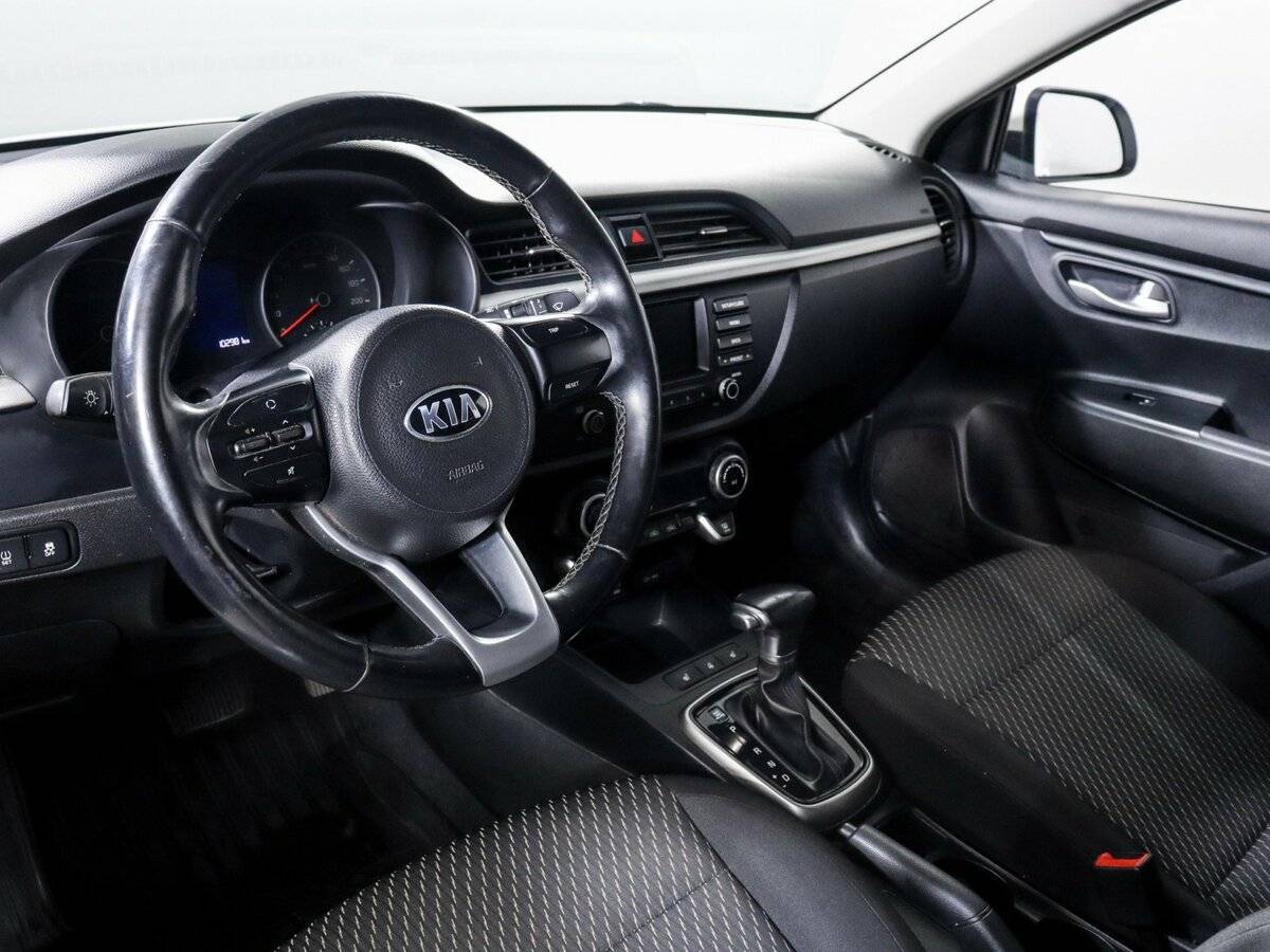 Kia Rio, 2017 Фото №10