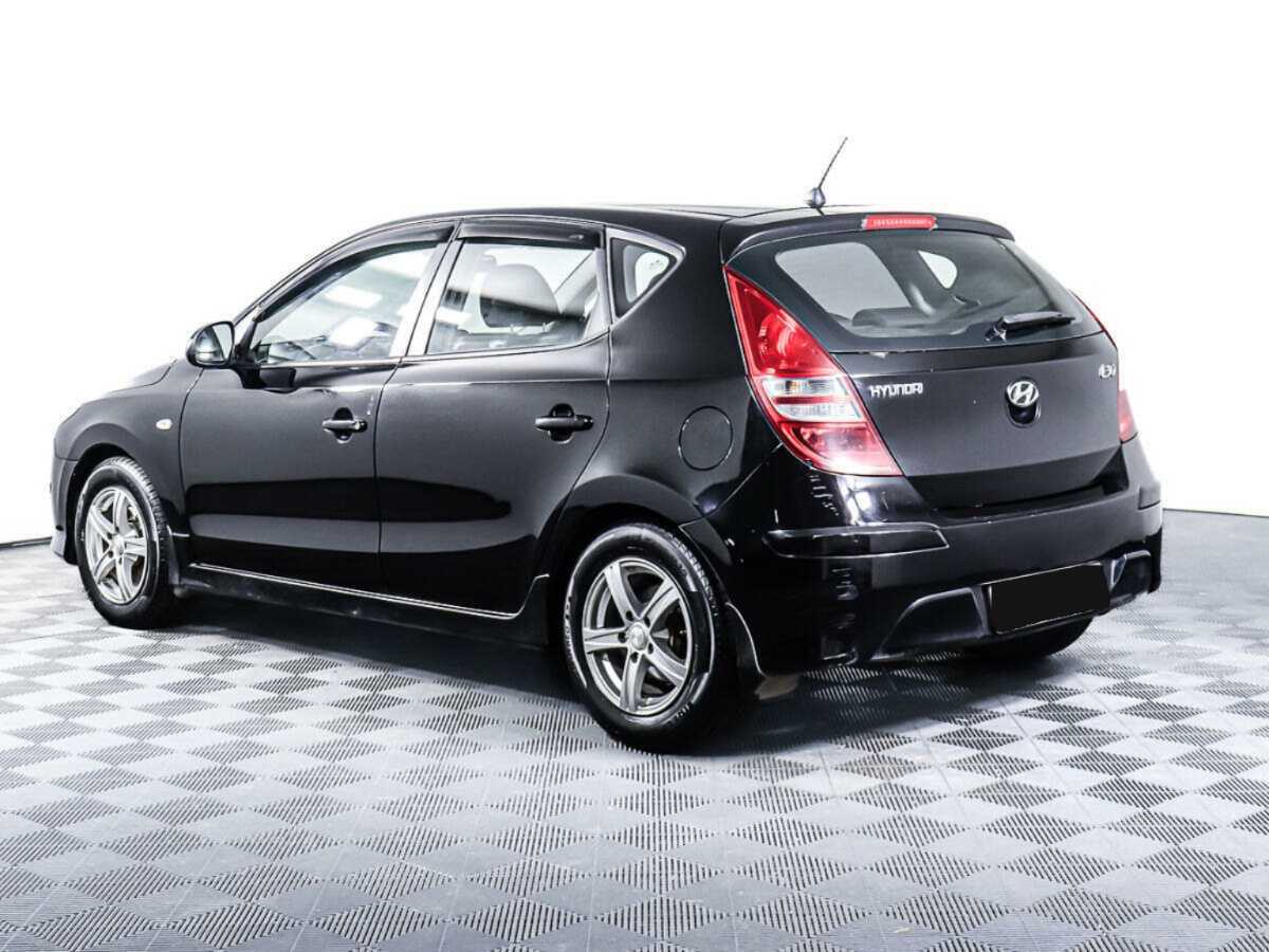 Hyundai i30, 2011 Фото №7