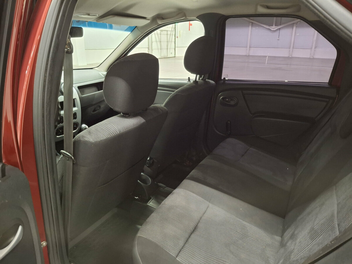 Renault Logan I Рестайлинг, 2012 Фото №12