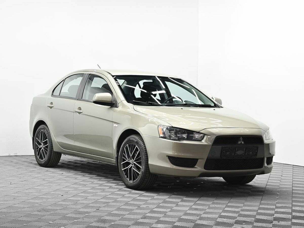 Mitsubishi Lancer, 2010 Фото №2