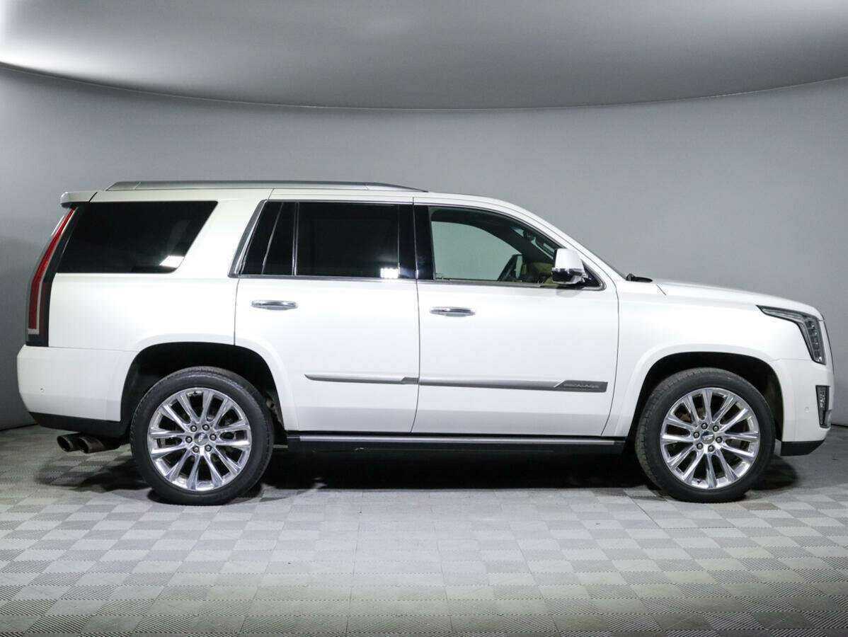 Cadillac Escalade ESV, 2018 Фото №4