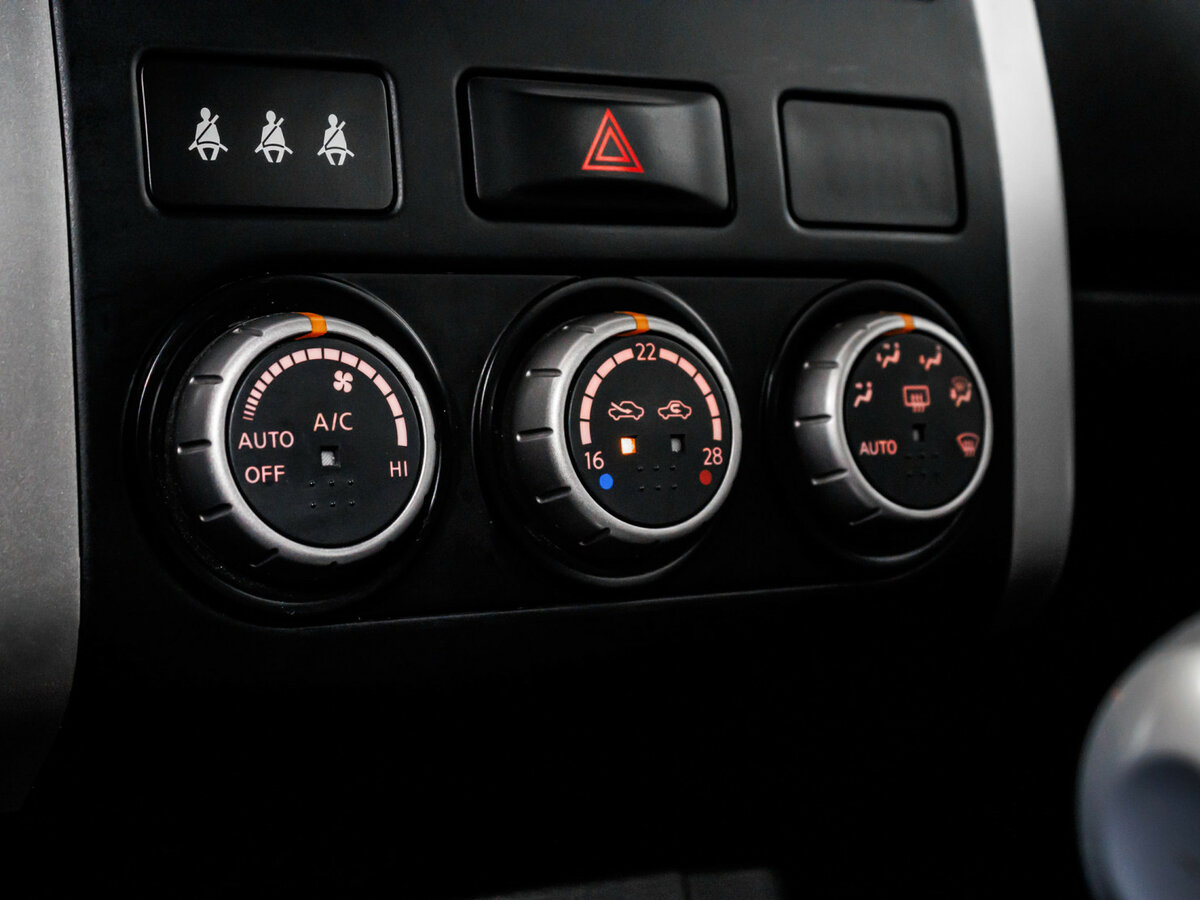 Nissan X-Trail II Рестайлинг, 2013 Фото №14