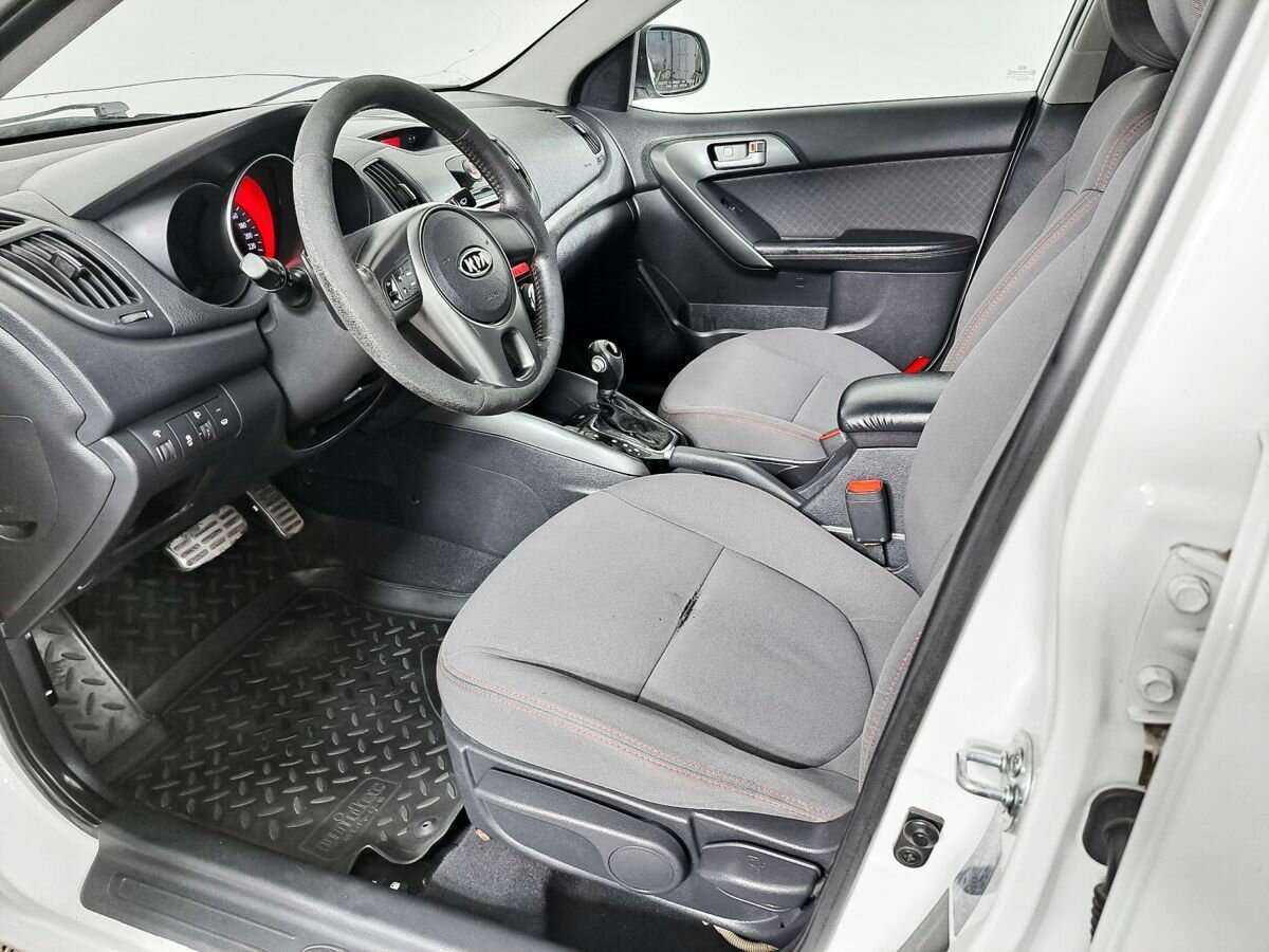 Kia Cerato 4-speed, 2011 Фото №14