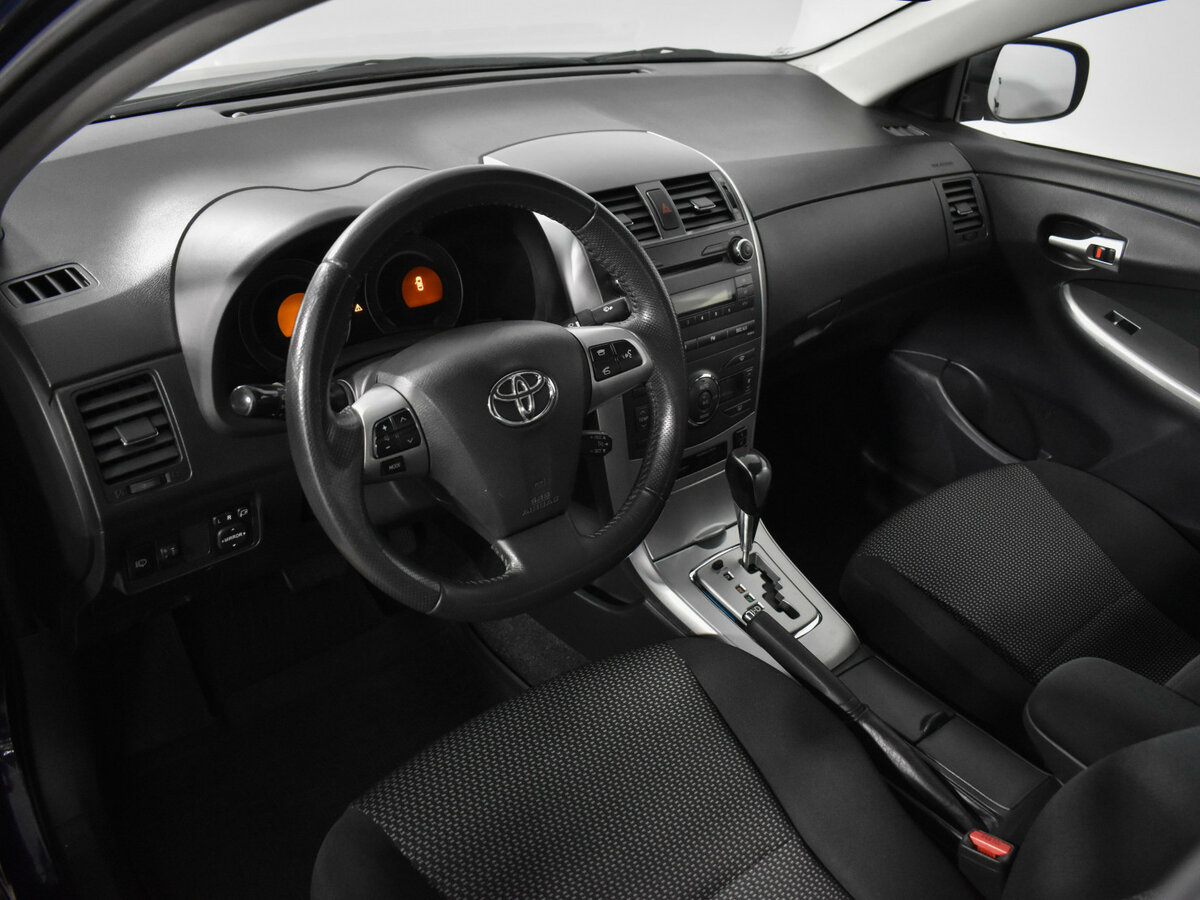 Toyota Corolla X (E140, E150) Рестайлинг, 2011 Фото №5