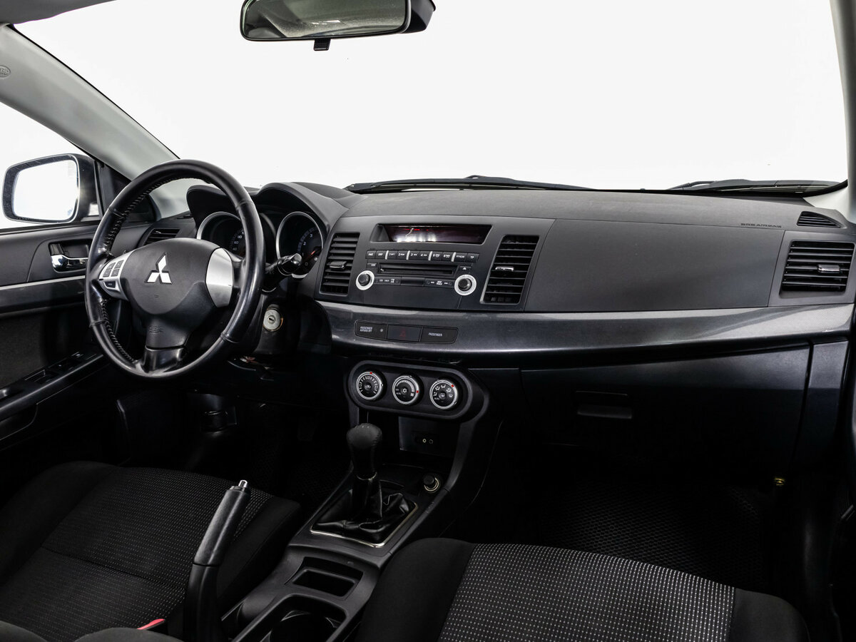 Mitsubishi Lancer X, 2008 Фото №7