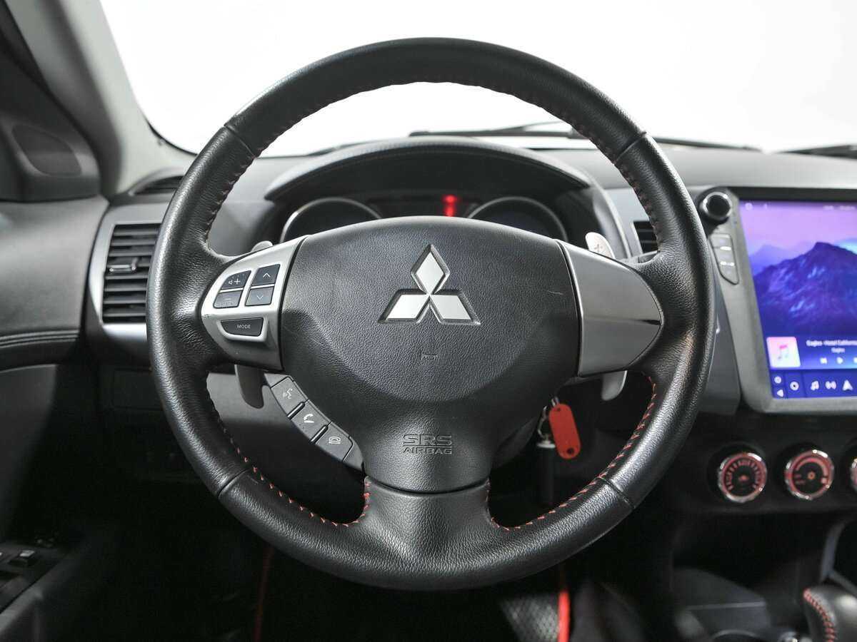 Mitsubishi Outlander, 2011 Фото №8