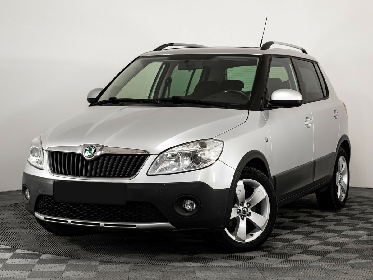 Skoda Fabia Scout II Рестайлинг, 2011 Фото №1