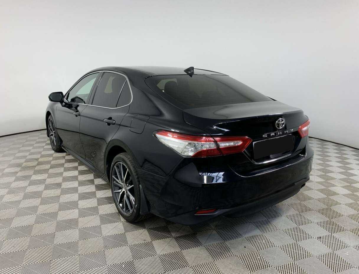 Toyota Camry, 2021 Фото №6