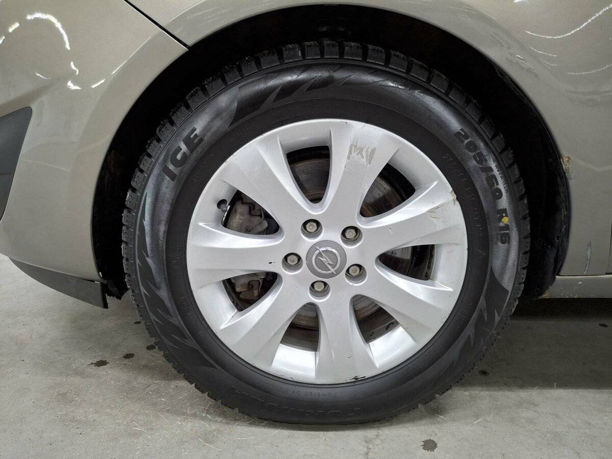 Opel Meriva B, 2012 Фото №17