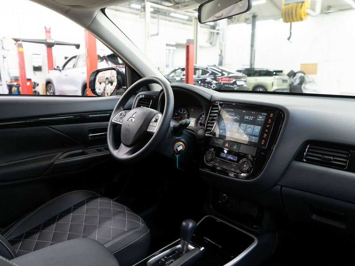Mitsubishi Outlander, 2022 Фото №17