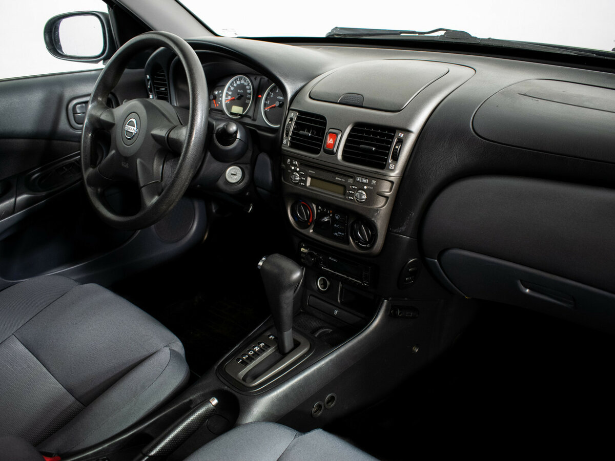 Nissan Almera II (N16) Рестайлинг, 2005 Фото №8