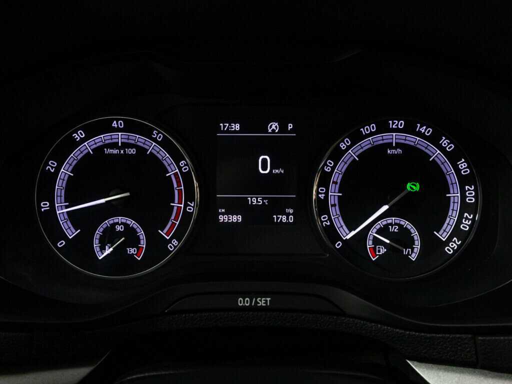 Skoda Karoq, 2020 Фото №12