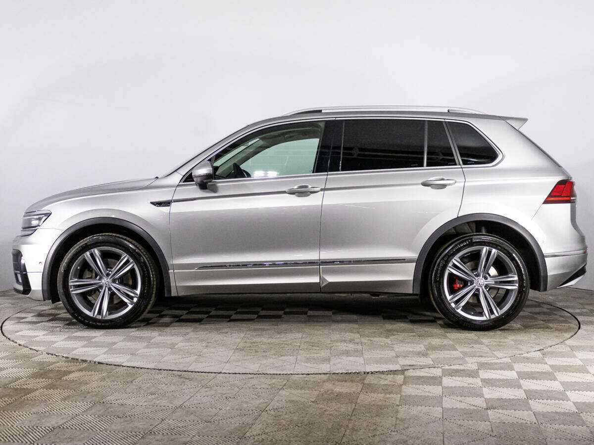 Volkswagen Tiguan, 2018 Фото №8