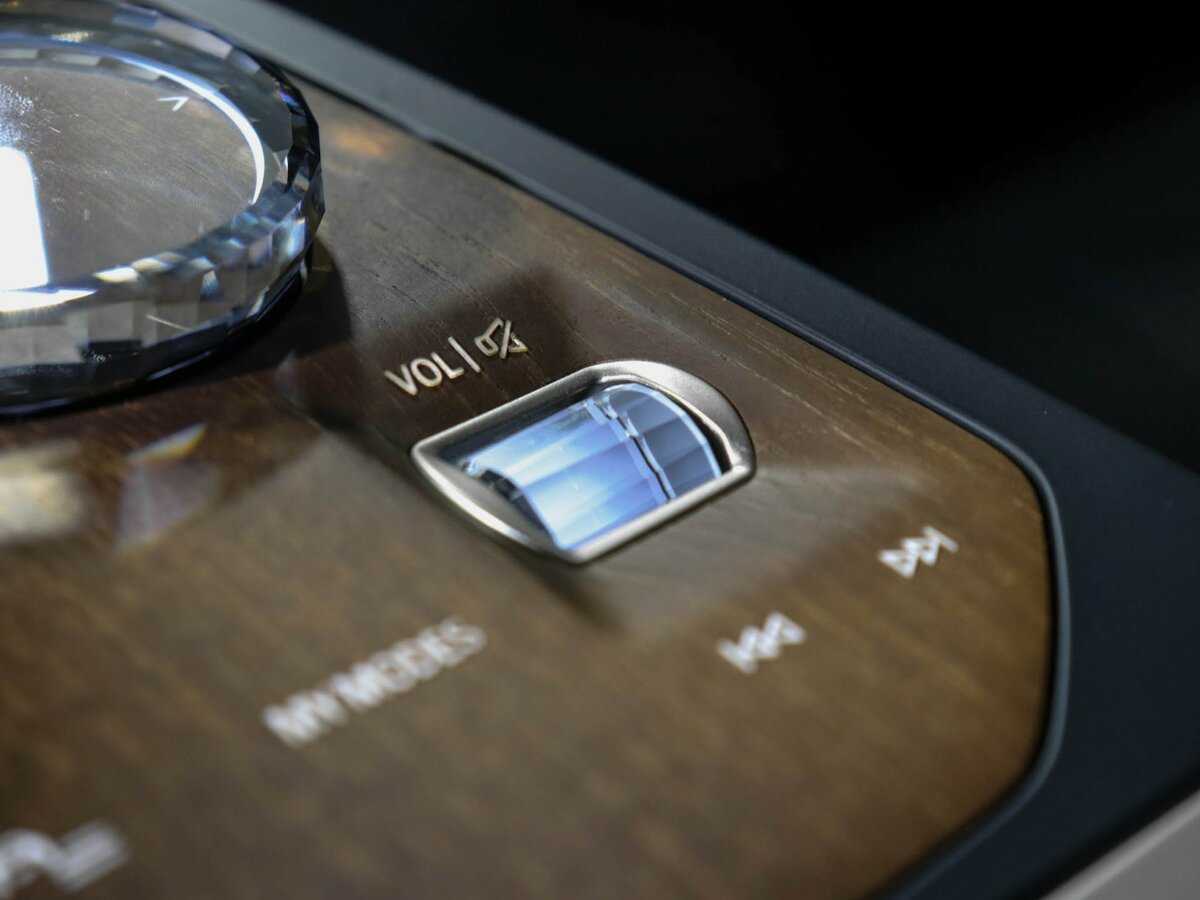 BMW iX xDrive50, 2022 Фото №27